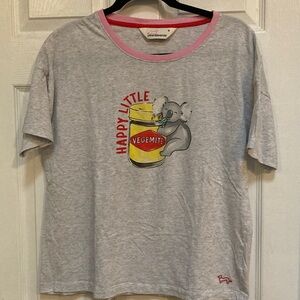 PETER ALEXANDER HAPPY LITTLE VEGEMITE T SHIRT M